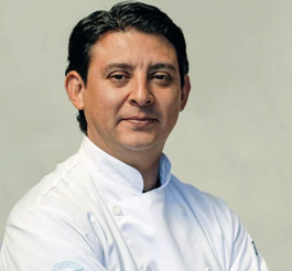 Chef Oscar Anaya 